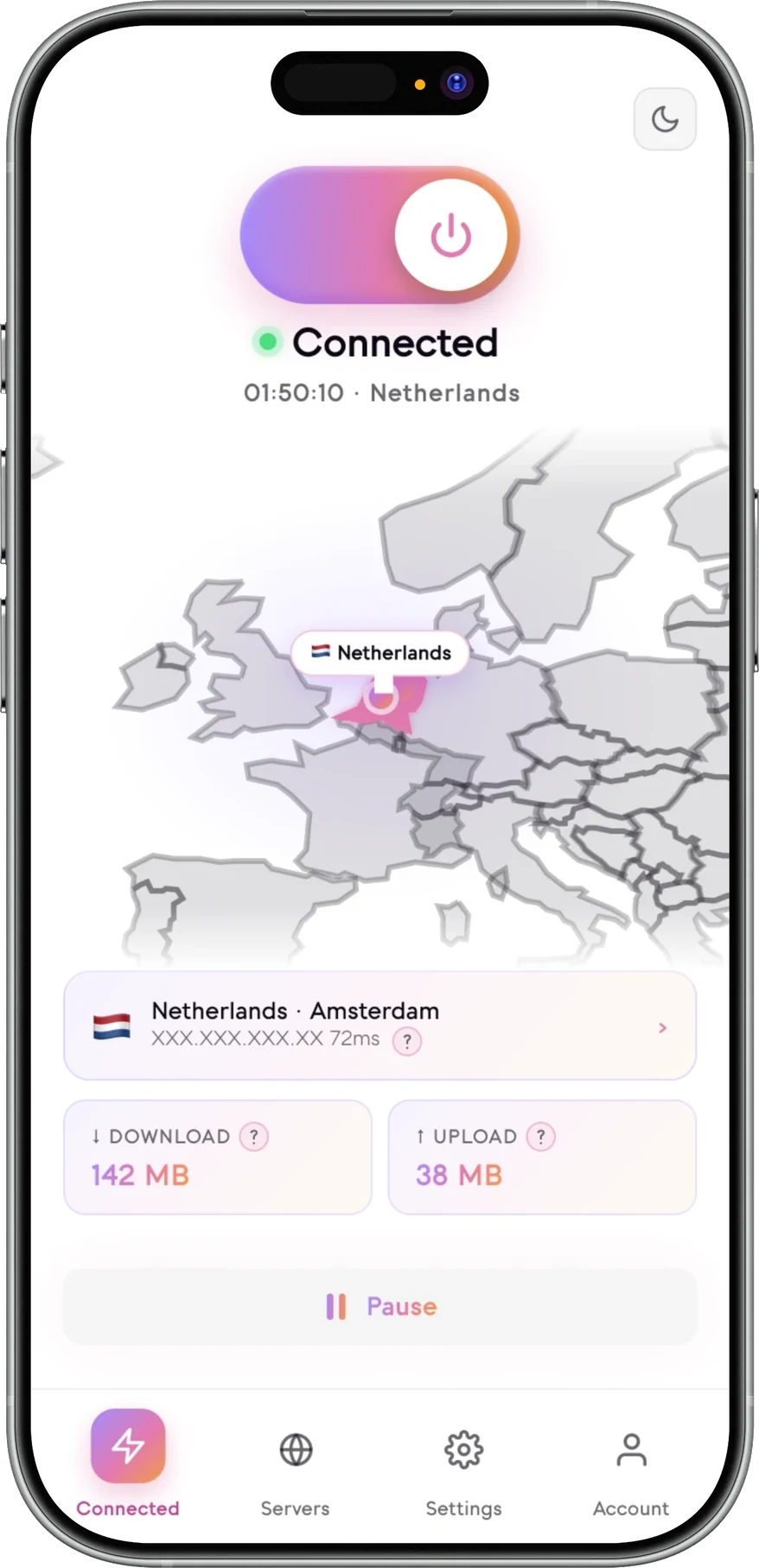Senton app on iPhone connected to the Netherlands, showing the country, city and the IP address in use